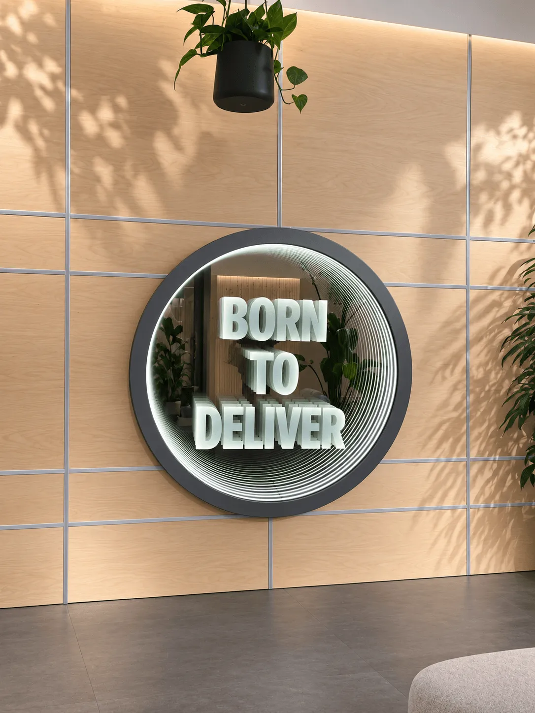 Круглое бесконечное зеркало с логотипом BORN TO DELIVER
